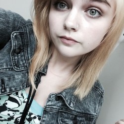 fair-lylocal:  I like to call this ‘I went blonde and my boyfriend hates it’