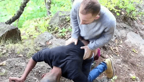menfucking: Vidange de burnes express au déjeuner 