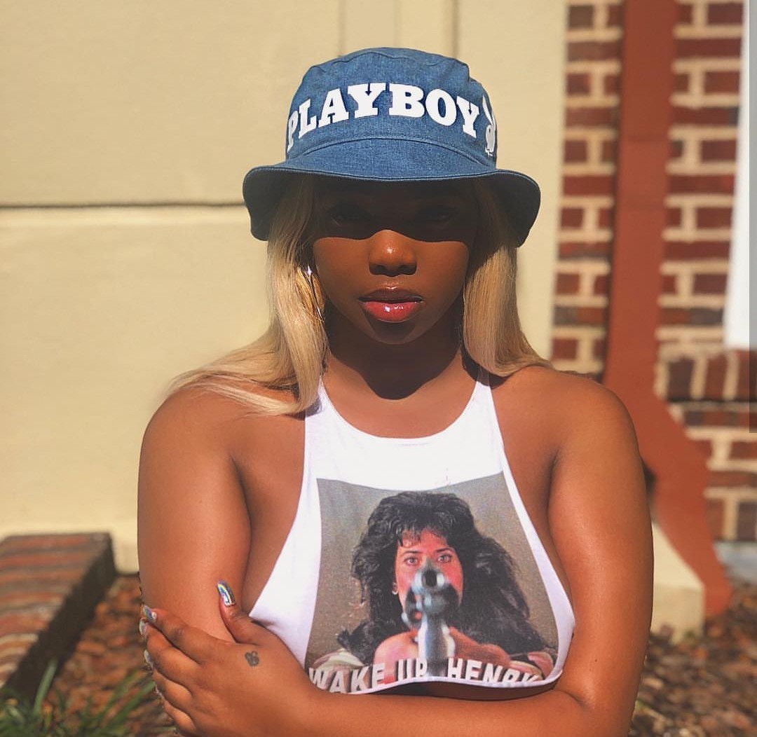 kingjazziedad:  DeliciouslySexy. Gorgeous. Curvy. BootiDelicious.. Ms Ravie_Loso