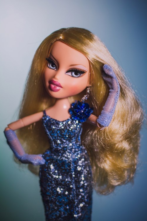 If I was you, I’d wanna be me too!One of my favourite Cloe dolls ♥ She is soooooo beautiful!