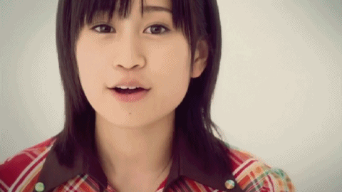 vroooomzzz: The Queen of Closeup 10 years, 10 years and 15 generations later, still
