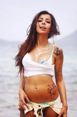 tattooedladiesmetal:  Angelique Rayne