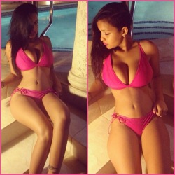 phatbydefinition:  Pretty in pink Submit