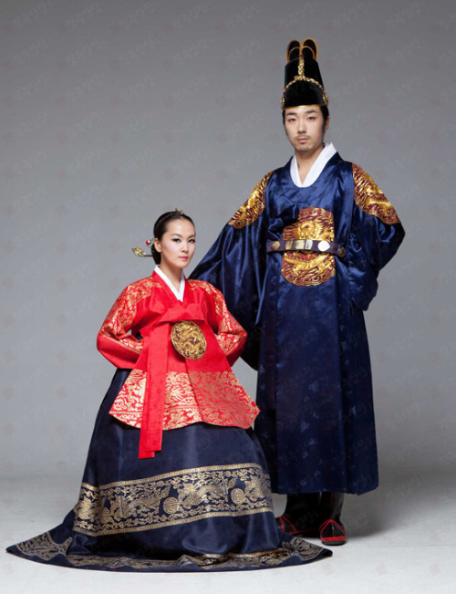 Hanbok as a Power Symbol - 한국 생활