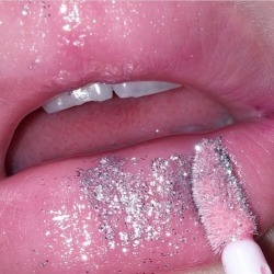 perfectly-crafted:  lips like sugar, tongue