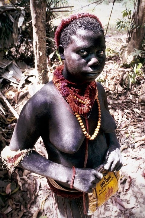 tribalbeauties:Jarawa Tribe