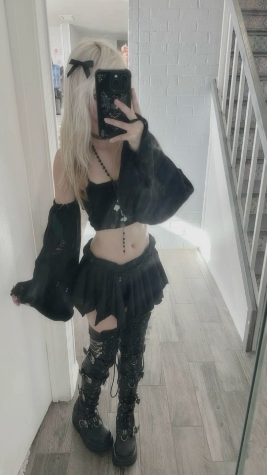 My Personal Favorite Th1n$p0s. I Wont Stop Until I Can See My Heart Beating Within My Ribcage.