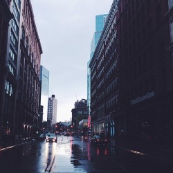 ohyeselifresh:  Rainy day in new york.