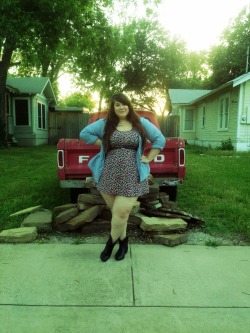 deliciouslymonnyme:  nataliemeansnice:  not feeling good at all but i don’t want to miss birdcloud! and fuck y’all - fat girls can jump. denim shirt - old navy  floral dress - forever 21 black belt - lane bryant ankle zip up booties - forever 21 