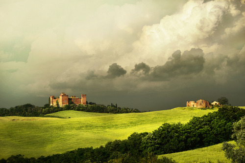 Antiche dimore&mdash;-ancient dwellings&mdash;explore by Graziano Ottini on Flickr.