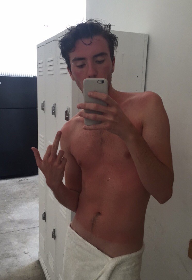 nach-vorn:  I’m a lobster sos
