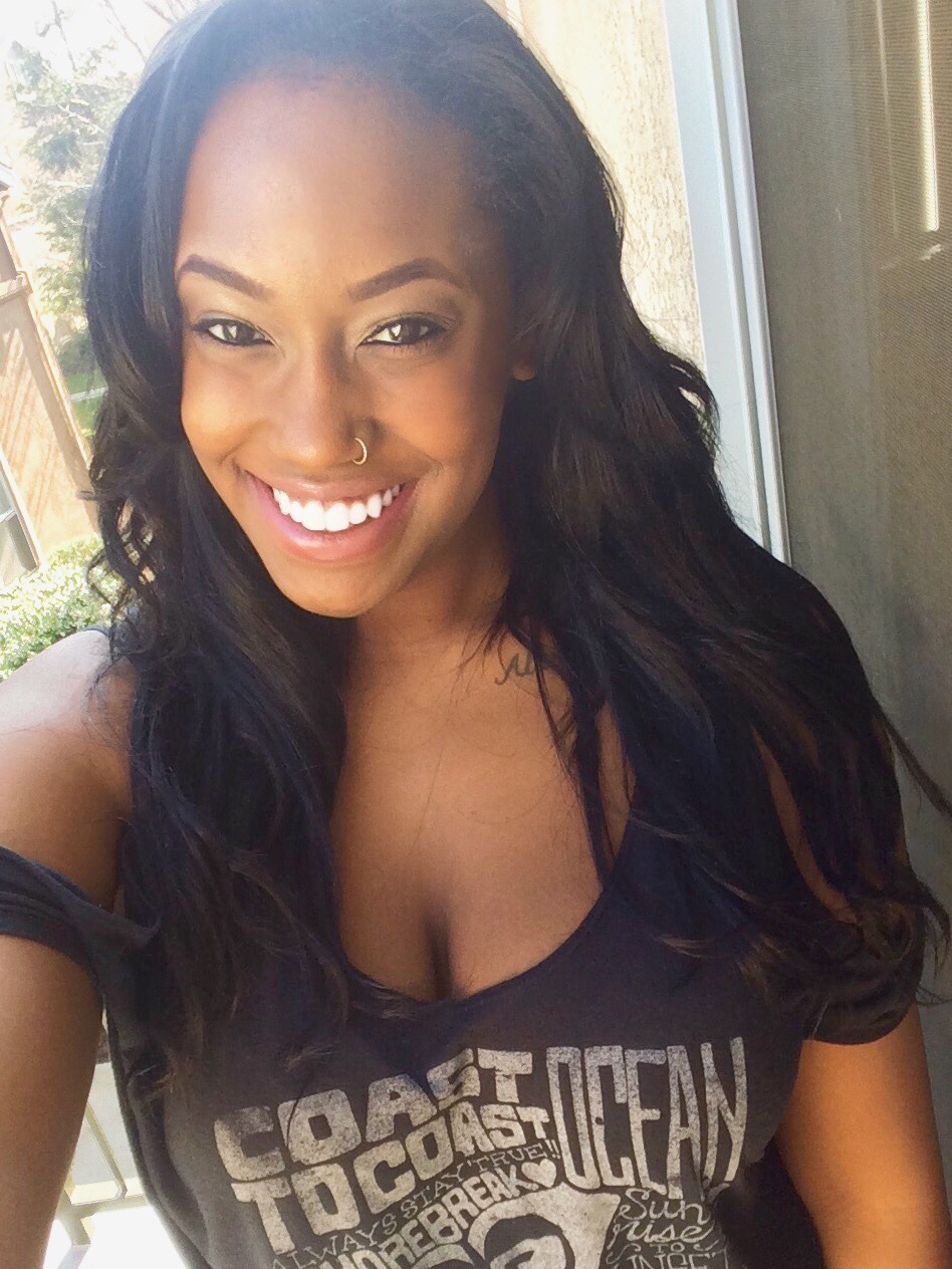 jamaicanamazon:  kendalskaleidoscope:  Tagged by naturallylivi 💕  6 selfies  I