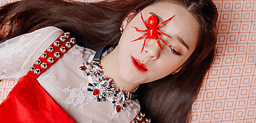 kgoddesses: (LOOΠΔ/HeeJin) “ViViD” Official MV
