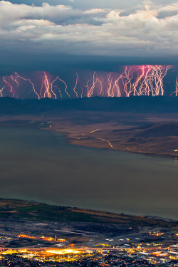 spiderman-and-co:  celestiol:The Approaching Storm (Utah, US) | by Bill Church    ✔  