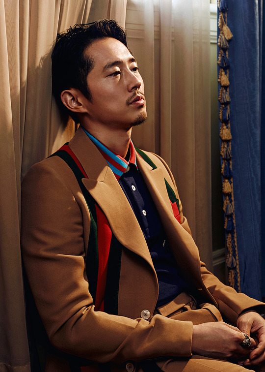 waititi:Steven Yeun  ©Ssam Kim // Glass Men