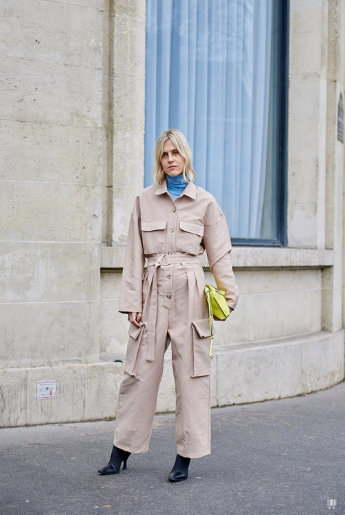 Paris Fashion Week FW19Linda TolPhoto by YuYang