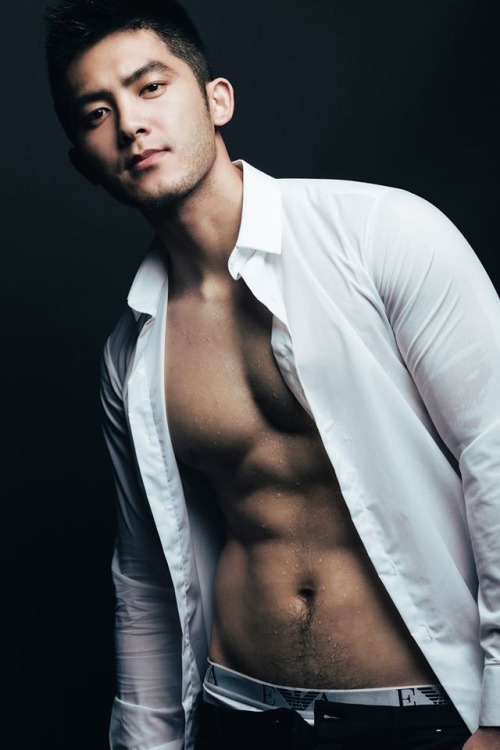 tinyaubb: Eason Lin 