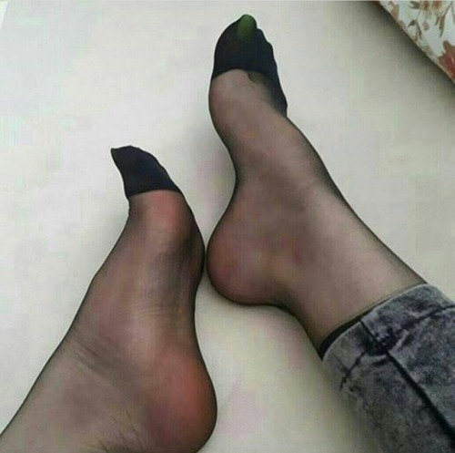 nylonlicked:Uuuuuummmmmmmmmmmm