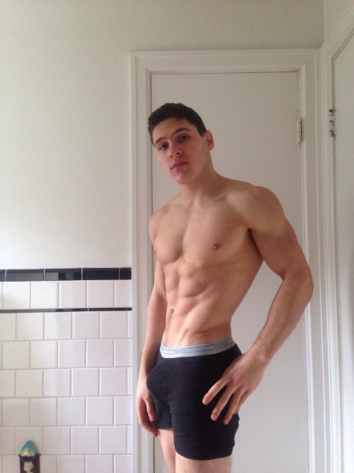 XXX the-vegan-shreddernaut:  Starting the new photo