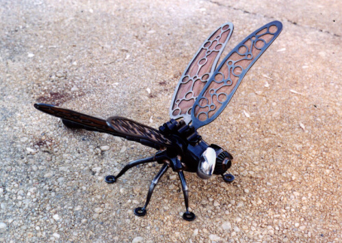 kustomsteel:DragonflySteel, bronze screen, found objects. I turned this dudes abdomen on the lathe, 