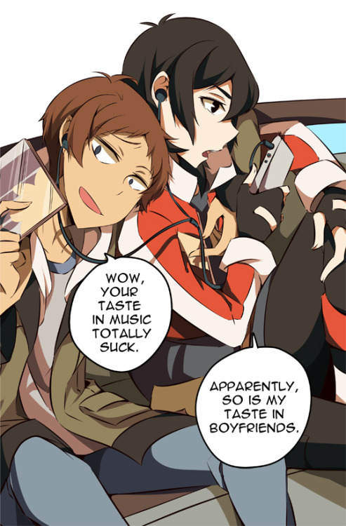 roxantrinity:  I swear when i first started drawing this, it was suppose to be a serious Klance mome