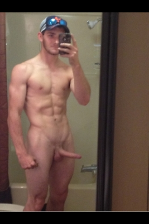 theram85:  northstarfrat:  Cute country boy exhibitionist! Follow me Frat Boys by Northstar   want some of that. 