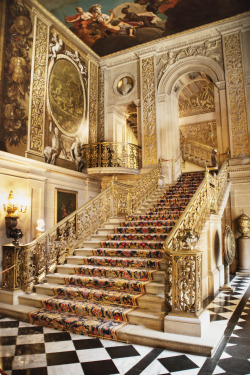 shevyvision:  “And of this place,” thought she, “I might have been mistress!” Elizabeth Bennett in Pride and Prejudice, Jane Austen The Grand Chamber at Chatsworth House, Debyshire 