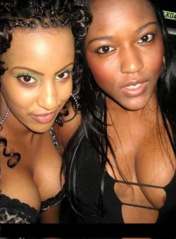 beautiful-ebonies:   Horny ebony girls looking