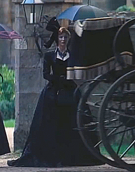 Lady Tremaine + Outfits