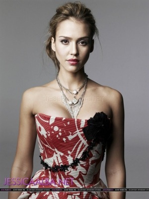 2008 Photoshoot Jessica Alba Please reblog this post :)