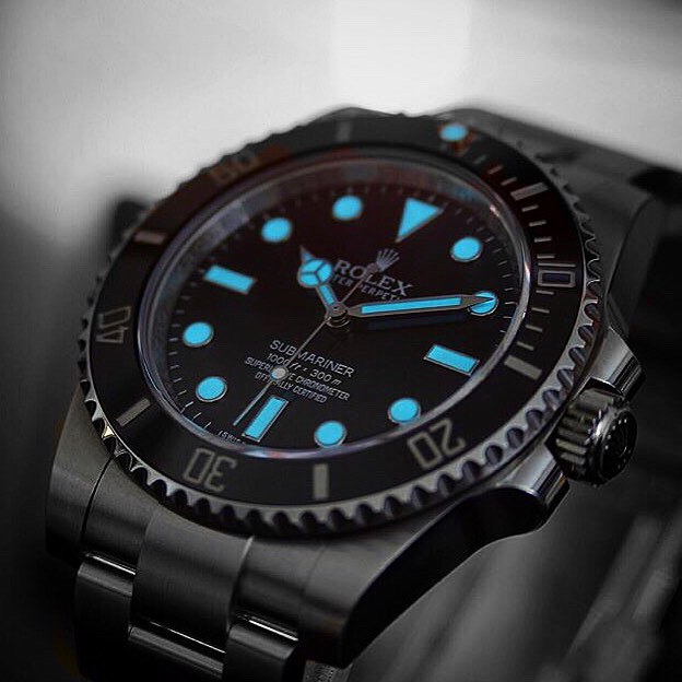 What's On Your Wrist? — Great Lume shot of a Rolex Submariner 'no date'...