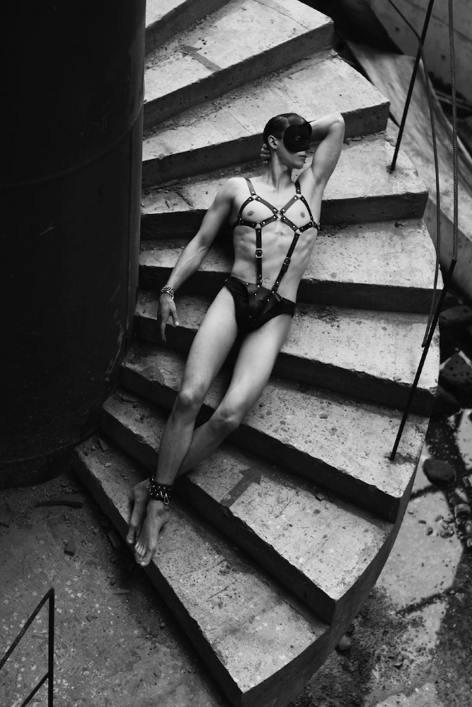 vispreeve:  Konstantin Vesnin by Evgenia Bazarova and Alexander Deviatchenko for