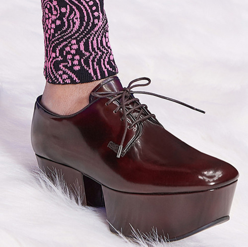 Trendy Shoes for FW21: Retro platform heels.3.1 Phillip Lim, Loewe, Moschino, Prada, Tod’s, Ve
