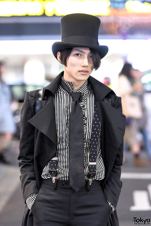 tokyo-fashion: 20-year-old Japanese fashion student Gothmura on the street in Harajuku wearing what 