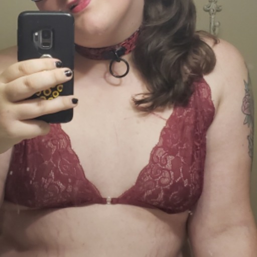 girlcockbestcock:i wish all fat girls who wear crop tops an incredibly sexy day