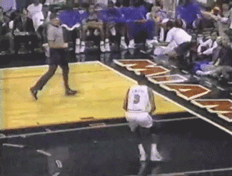 tsunamiwavesurfing:   gotemcoach:  THE DOUBLE DUNK:  Steve Smith couldn’t care