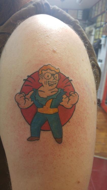 NERD RAGE! by Mav Mess @ Atlas Tattoo, Portland, OR. (x-post /r/fo4)