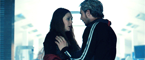 anunexpectedhotdwarf:  Elizabeth Olsen (and Aaron Taylor Johnson) in the Age of Ultron gag reel.