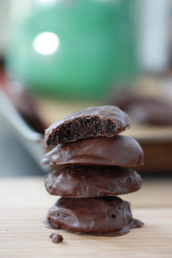 foodopia:  thin mint cookies: recipe here 