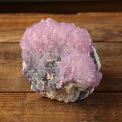 ifuckingloveminerals: Fluorite, Quartz Durango, Mexico @a-really-cool-skeleton