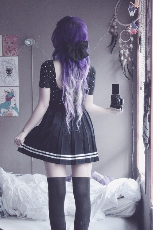 crystall-witch:  gasoline-cookies:  Love this outfit💕💕  🌙 