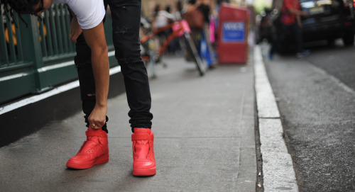 New York City Street Style: June 23, 2014.(via New York City Street Style: June 23, 2014 | Four Pins