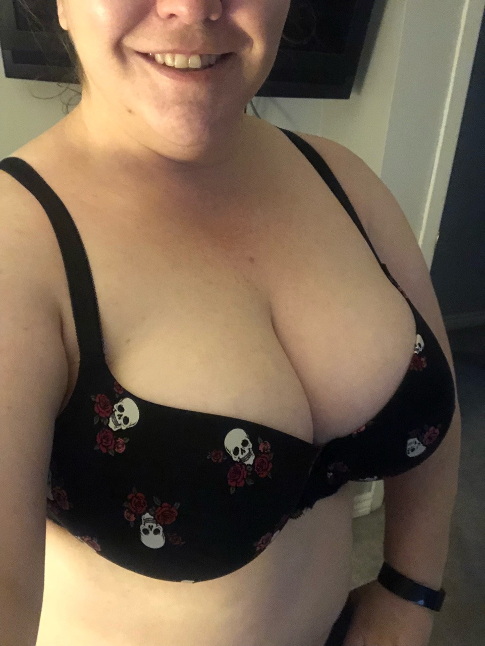 mrsnewfiesluts:  Showing off my new bra… skull and roses making me feel badass