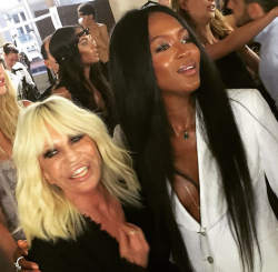 naomihitme:  Naomi and Donatella backstage