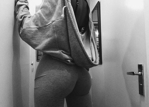 igxbaddies:  @serrabellum