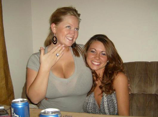 bigboobed-amateurhour:  Various NSFW amateurs