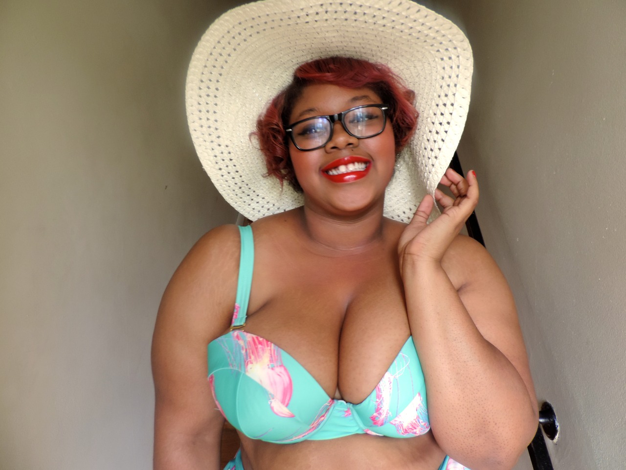 afatblackfairy:Blackout Pt. 1 Summer JellyThis is honestly the very FIRST bikini