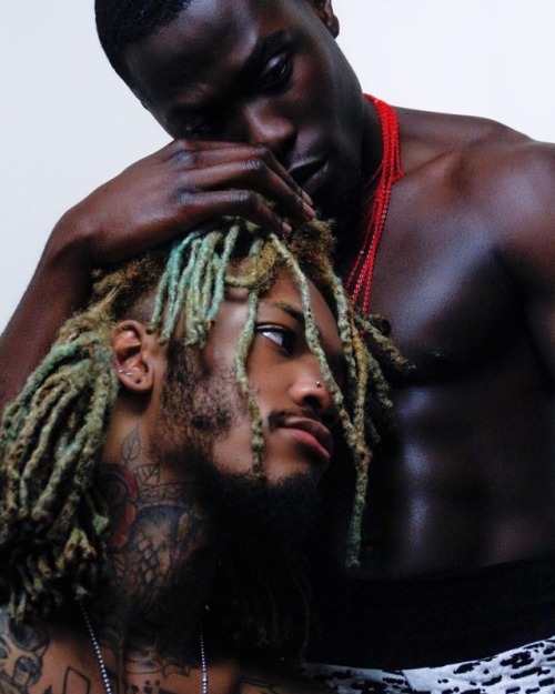 ohthentic:  therudecouture:  https://instagram.com/p/BXlXxMYAWxm/  Oh