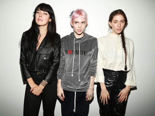 loveyouclaire:  Grimes wil take over SiriusXMU from 2PM to Midnight ET todayShe’ll be joined by Alexis Krauss from Sleigh Bells and Caroline Polachek from Chairlift. “Here are 5 things you’ll learn: Grimes’ least favorite song on the Art Angels