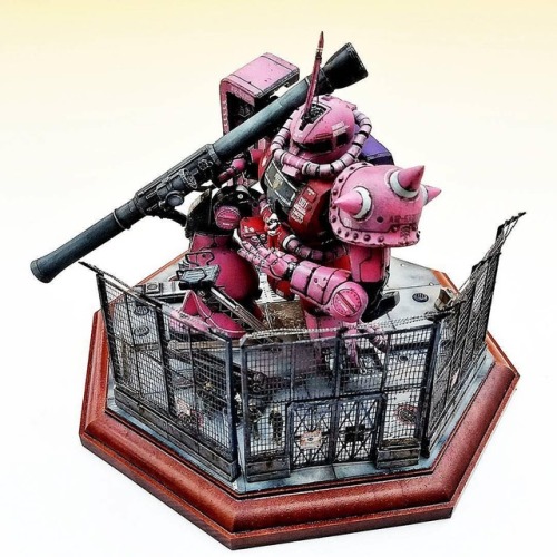 Model: MS-06S The Crimson Comet (Diorama Build) (by @mannen_koubou)Buy now: Click here to order Base